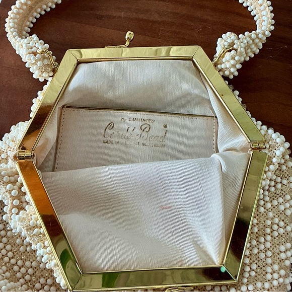 Vintage 1950s Corde Beade Ecru Ornately Circle Patterned Pearl-Like Beaded Bag - Picture 14 of 16
